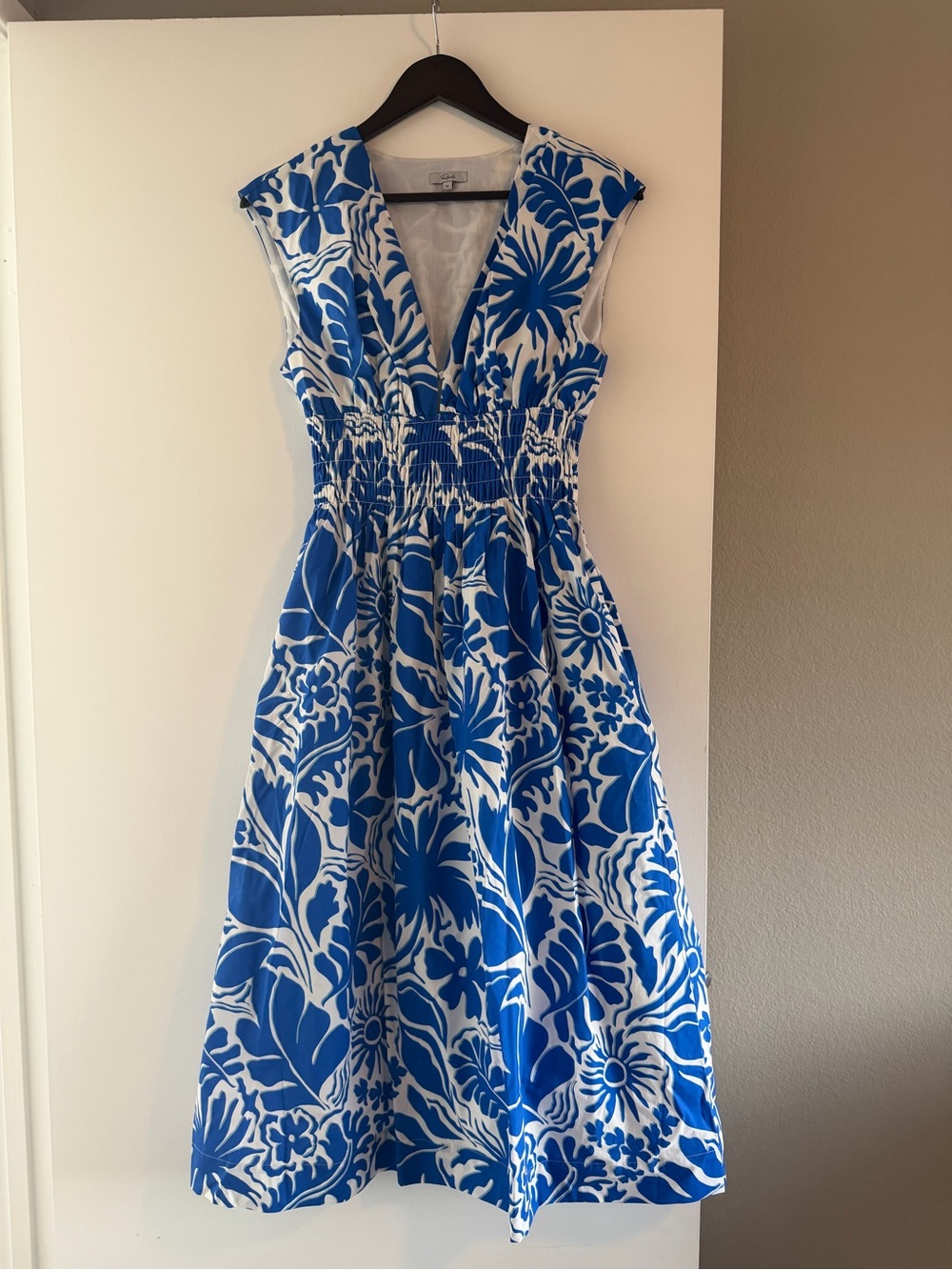 Rails Roxanne Blue and White Floral Midi Dress - Picture 10 of 15